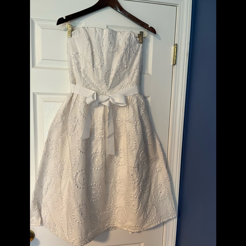 Lilly Pulitzer dress white dressy size 10 gorgeous unique strapless